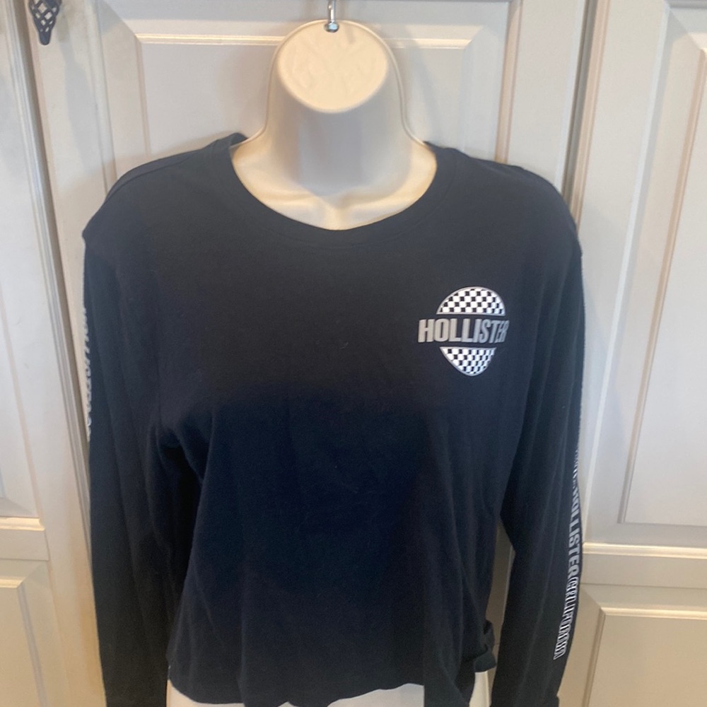 Womens crop long sleeve top